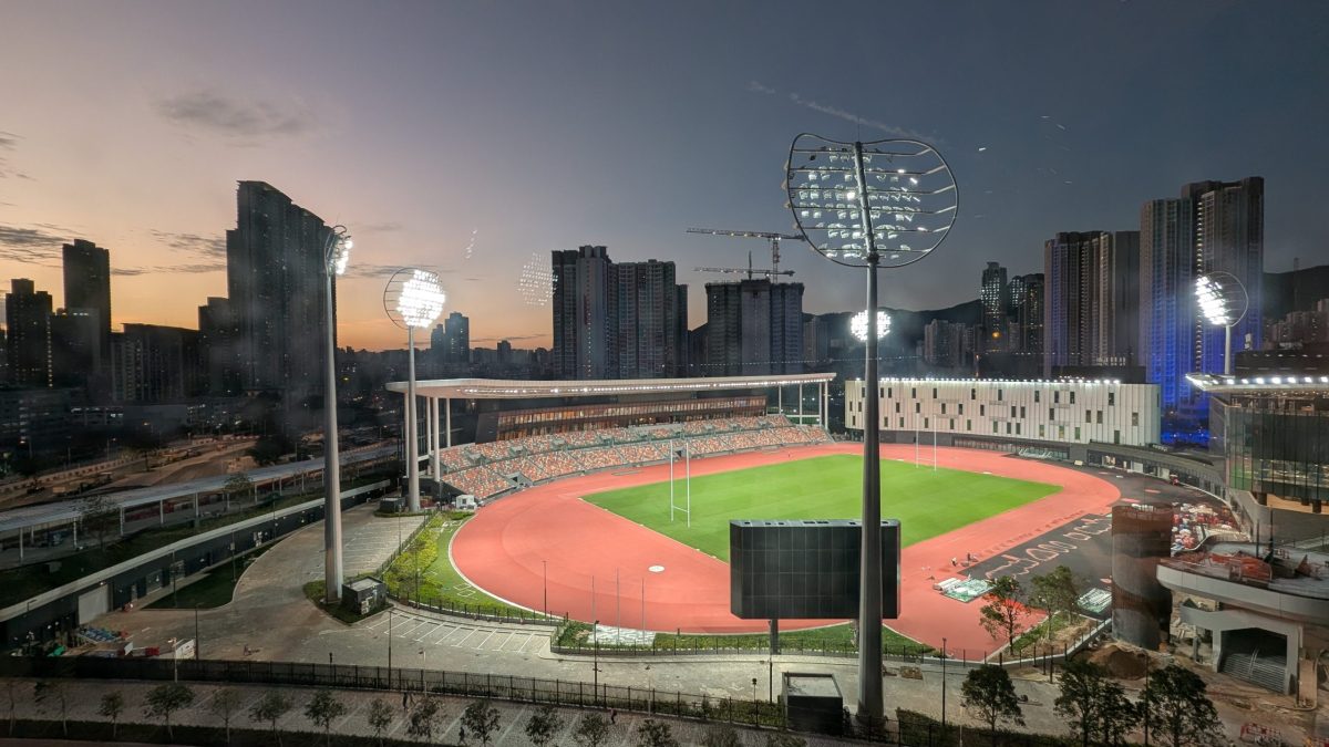 记者：国米失去邓弗里斯后右路失守；新援恩里克完全不合格