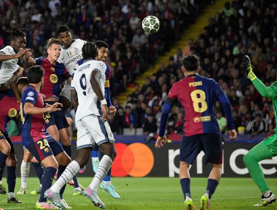 阿连德：这是我第一次拿冠军，也是我第一次戴帽，我很满意